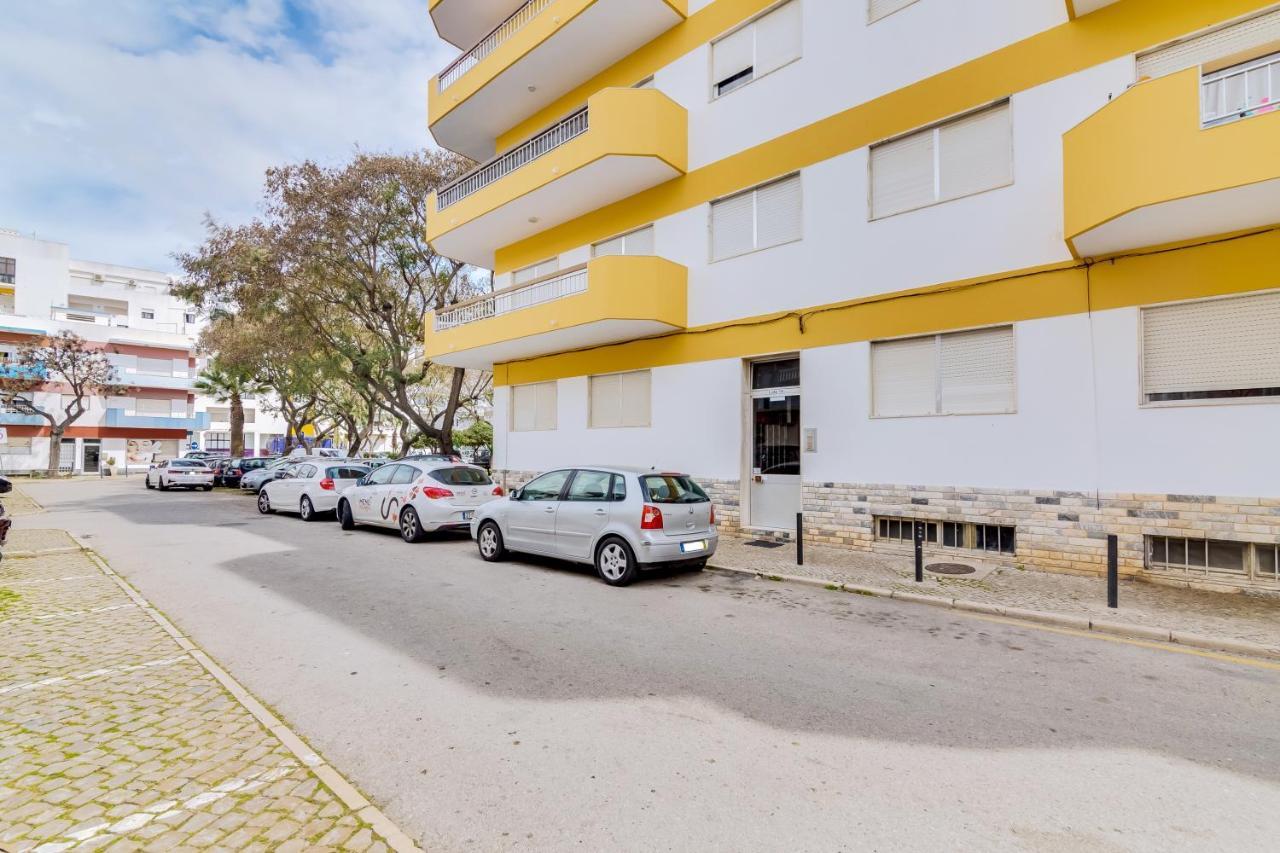 Quarteira 2Br - Near The Beach At Homesbyfc Exterior photo
